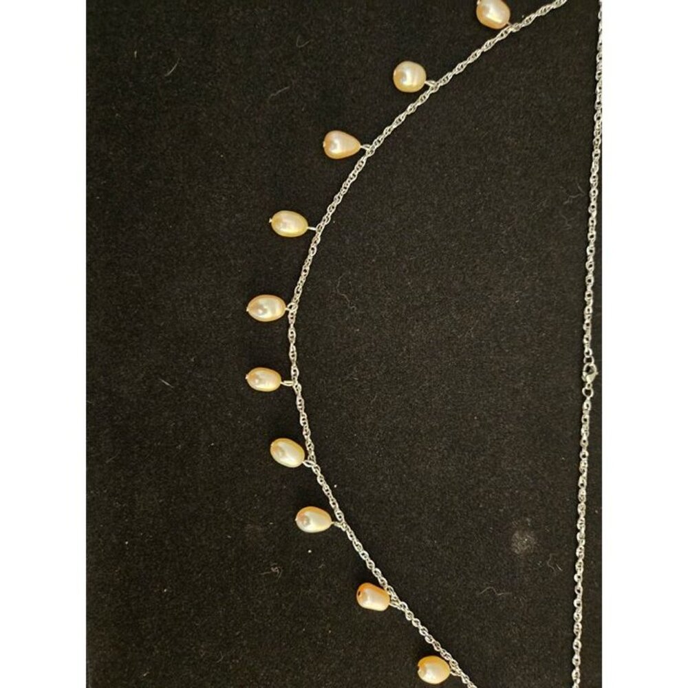 Silver Chain Necklace with Teardrop Pearls